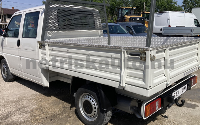 VW Transporter 2.5 7DM 1T2 tehergépkocsi 3,5t össztömegig - 2461cm3 Diesel 121469 3/9