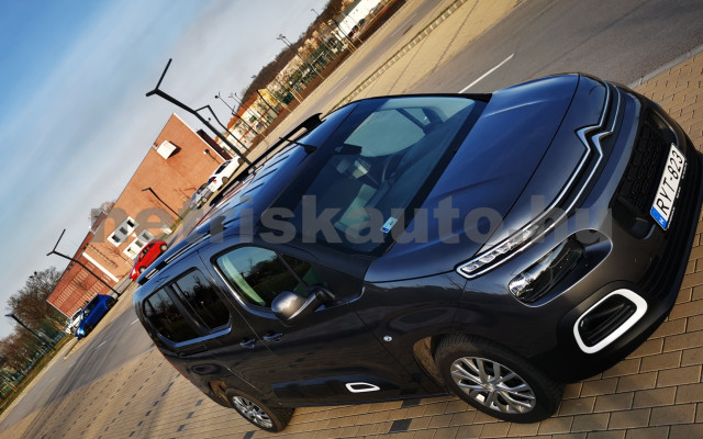 CITROEN Berlingo 1.2 PureTech Feel S&S XL (7sz.) E6. személygépkocsi - 1199cm3 Benzin 120106 11/12