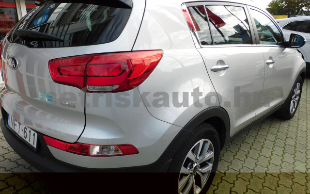 KIA Sportage 1.7 CRDi EX Limited személygépkocsi - 1685cm3 Diesel 120466 4/12