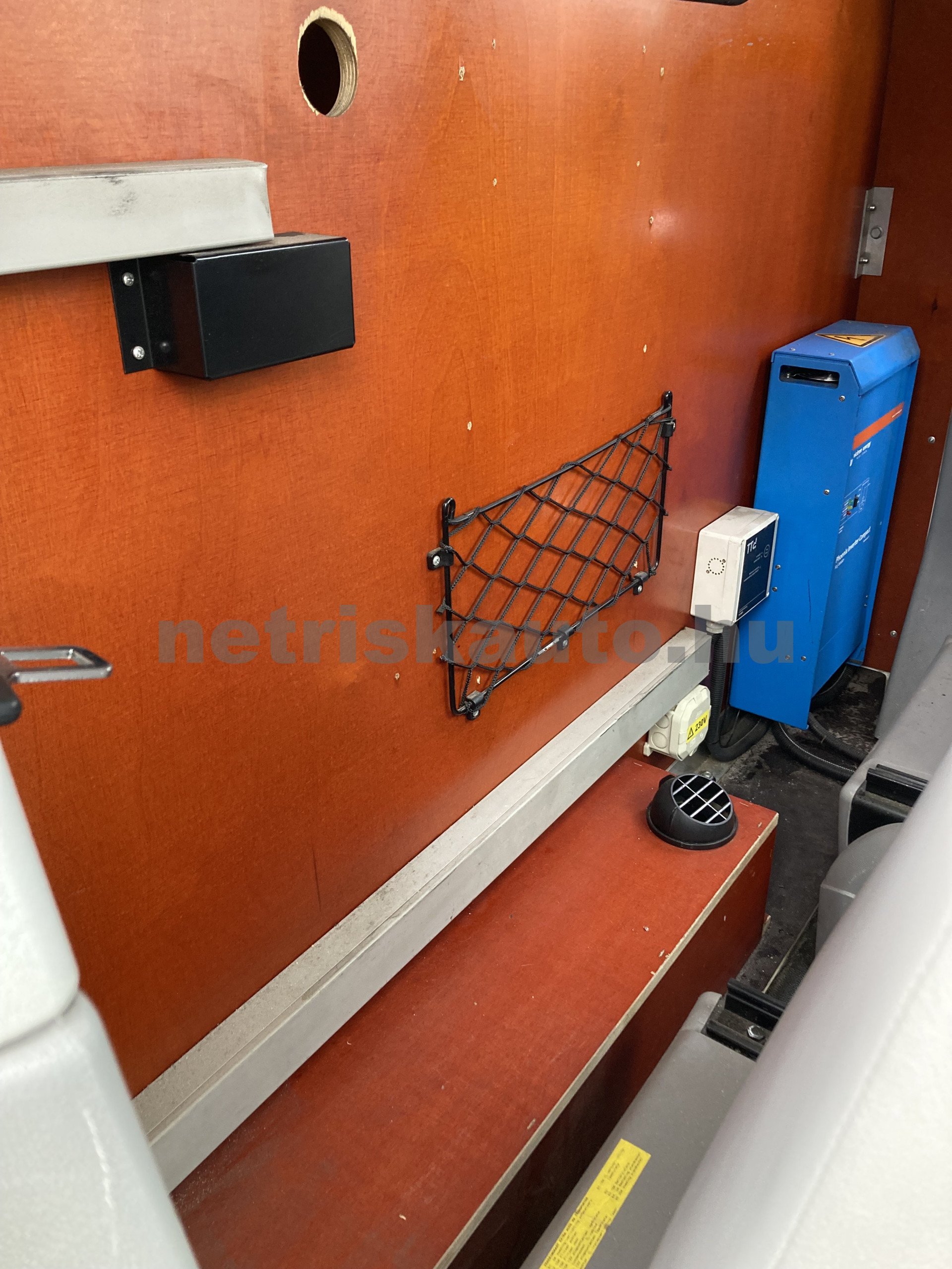 VW Transporter 2.0 CR TDI Power EU4 tehergépkocsi 3,5t össztömegig - 1968cm3 Diesel 121334 8/11