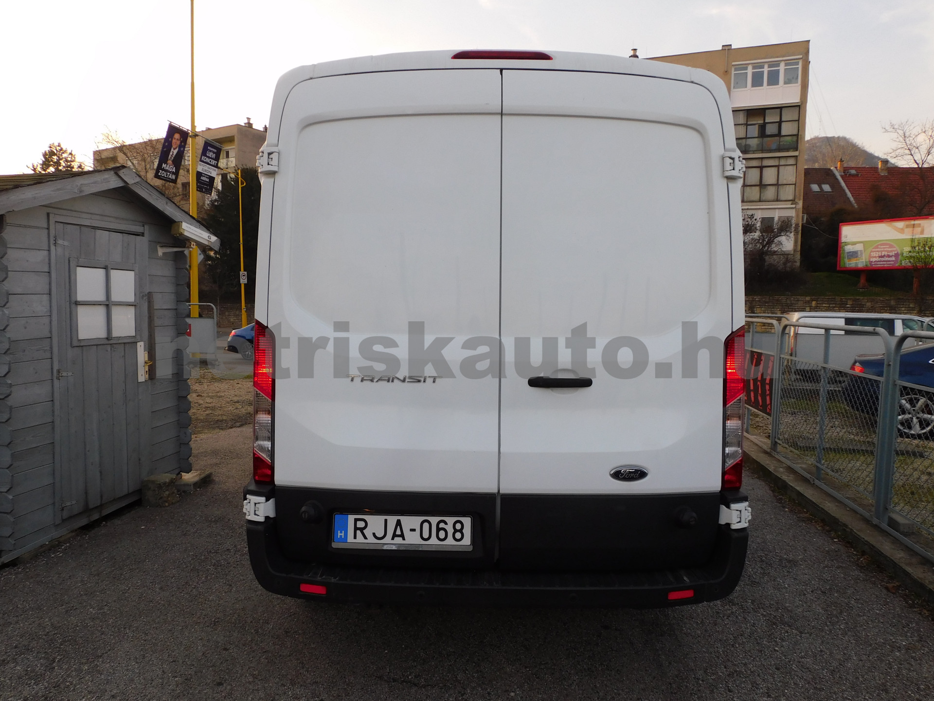 FORD Transit 2.0 TDCi 350 LWB Trend tehergépkocsi 3,5t össztömegig - 1995cm3 Diesel 121006 4/12