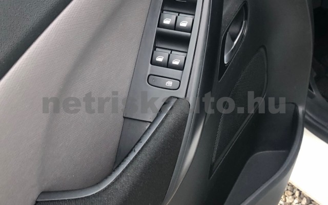 CITROEN C4 Picasso 1.6 e-HDi Intensive személygépkocsi - 1560cm3 Diesel 119875 12/12