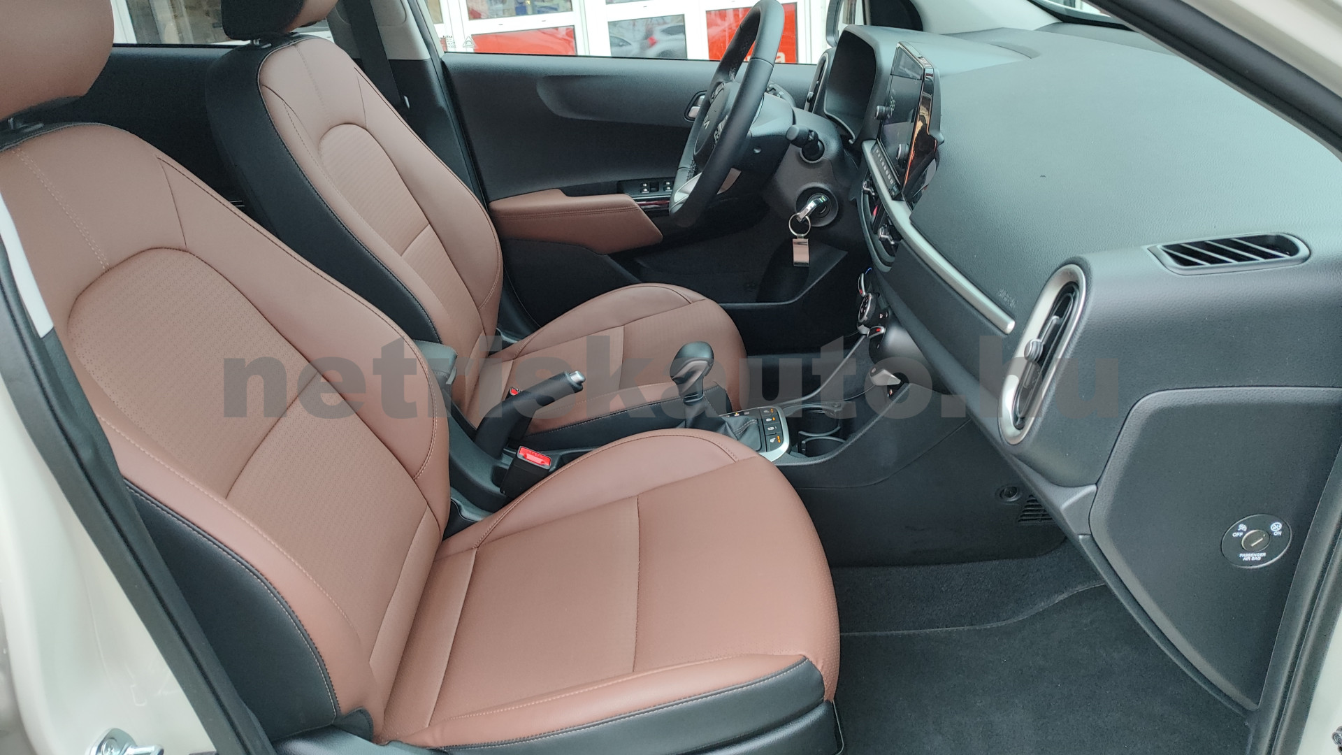 KIA Picanto 1.2 DPI Platinum Aut. személygépkocsi - 1197cm3 Benzin 121348 9/12